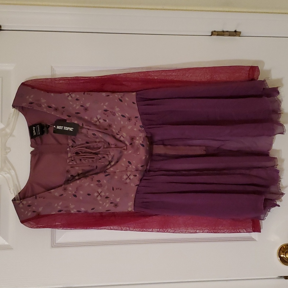 Her Universe Hocus Pocus Blouse Size Small